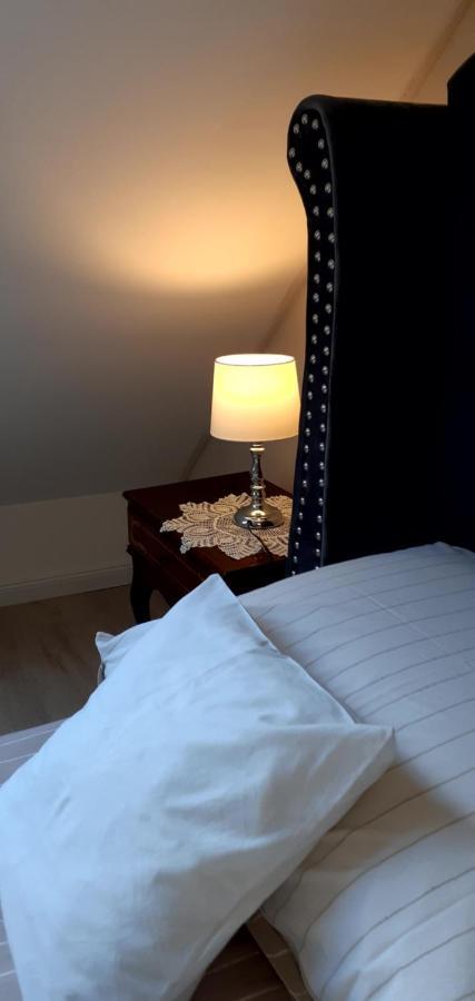 Lux Apartman Villa ไฮจ์ดุสโซบอสโล ภายนอก รูปภาพ